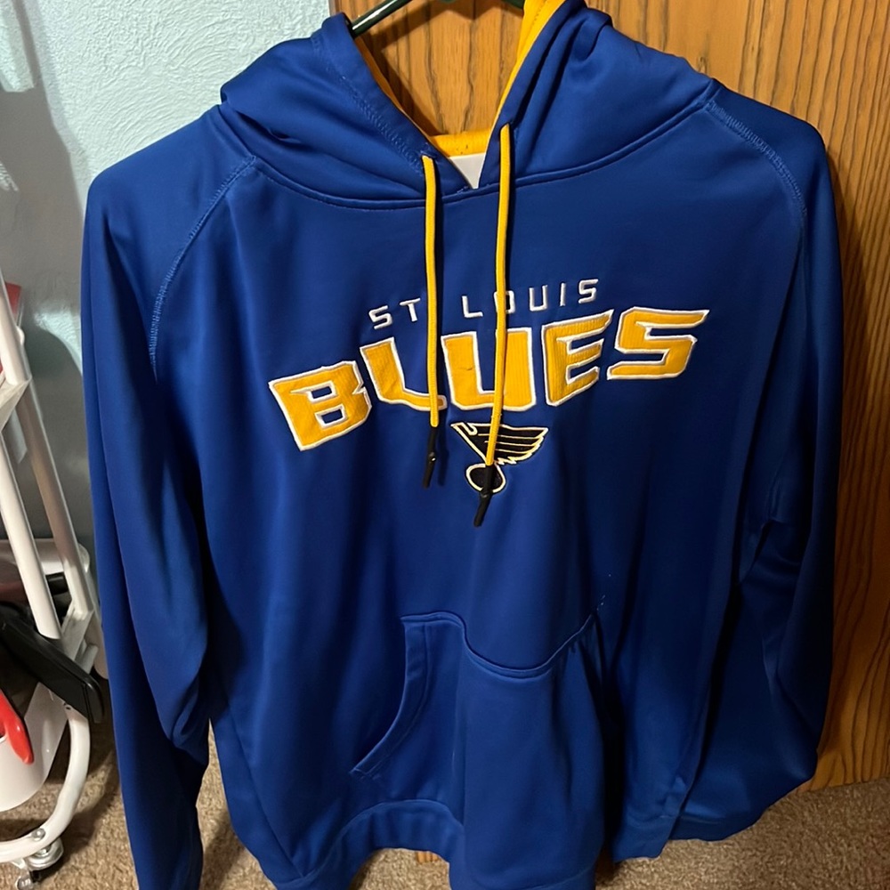 stl blues hockey hoodie- size l